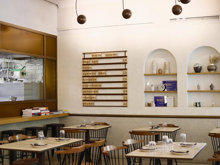 10 τραπέζια - Βραβείο Ελληνικής Κουζίνας